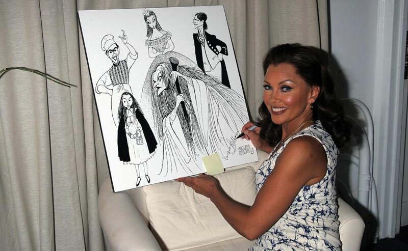 Vanessa Williams signs Al Hirschfeld giclee